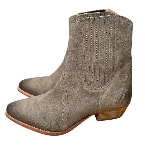NEW Free People Frontier Western Distressed Cowboy Pointed Toe Ankle Boots - Picture 3 of 9